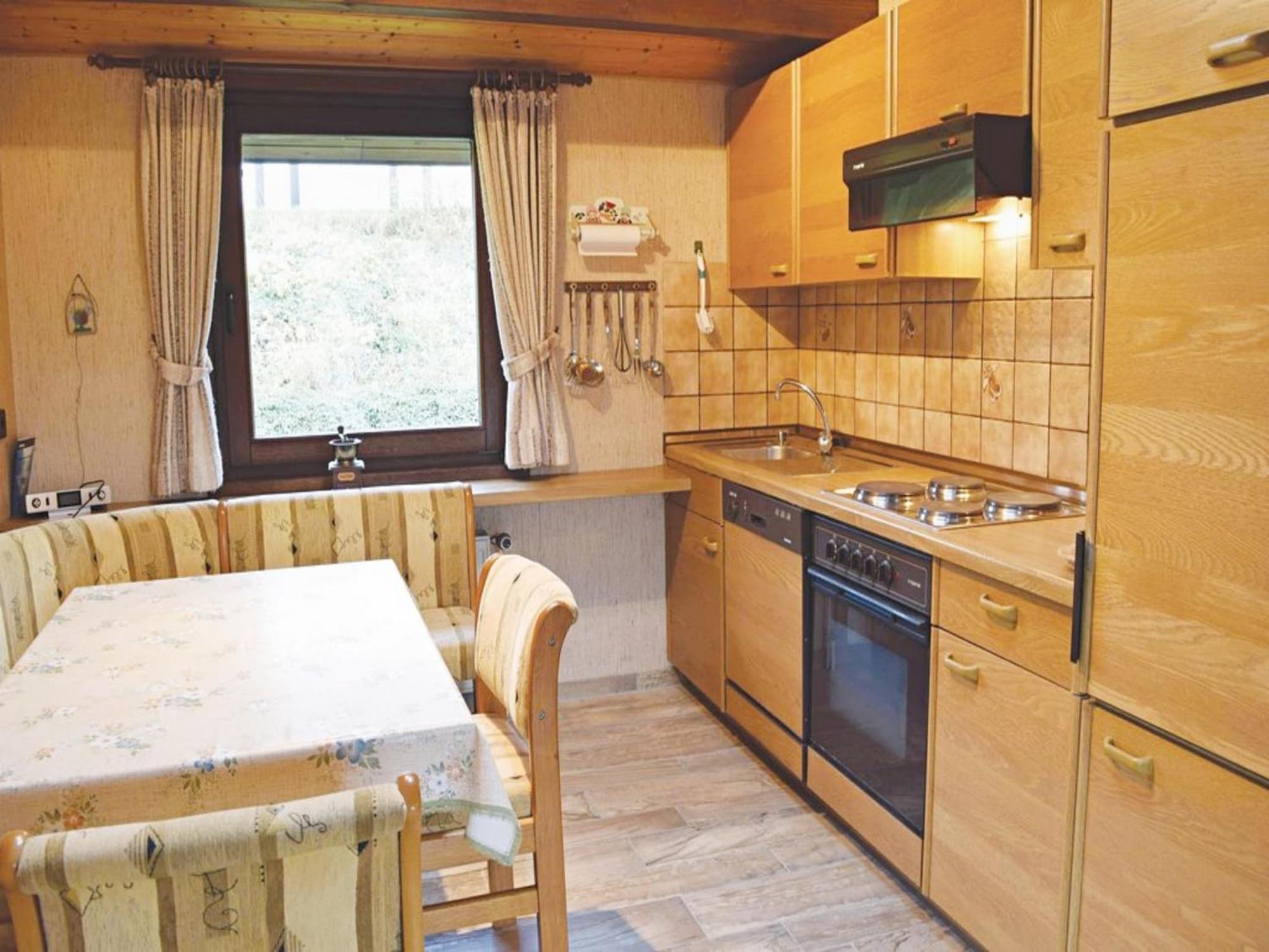 Furnished Bungalow With Peaceful Neighbourhood 梅舍德 外观 照片